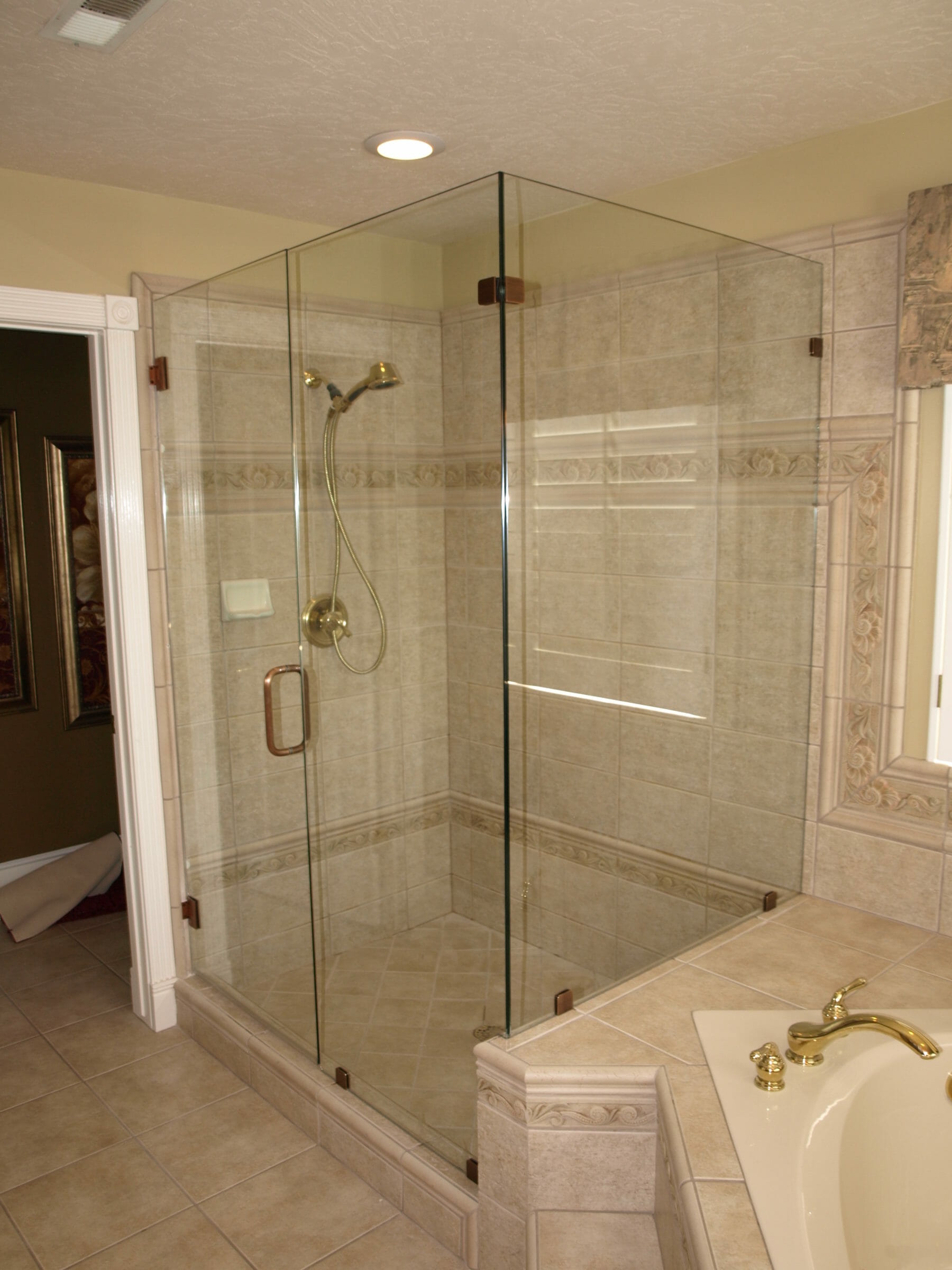 Glass Doors For Bathroom : Framed vs Frameless Glass Shower Doors Options | Ideas 4 Homes / Here 